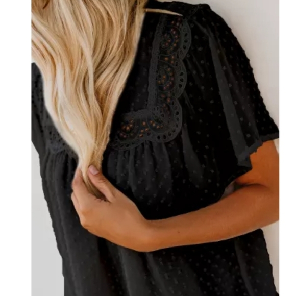 1 M LEFT New flutter sleeve swiss dot top - Picture 2 of 9